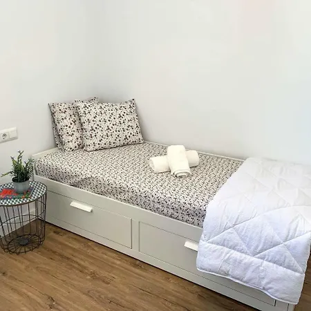 Homely Obispo Con Parking * Malaga